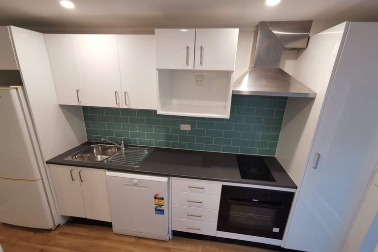 Photo of property in 2 Jenness Grove, Harbour View, Lower Hutt, 5010