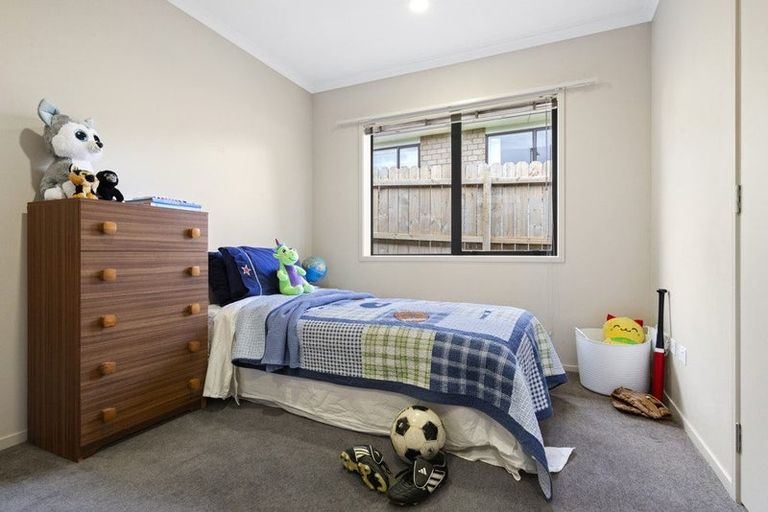 Photo of property in 18 Kauri Road, Pukekohe, 2120