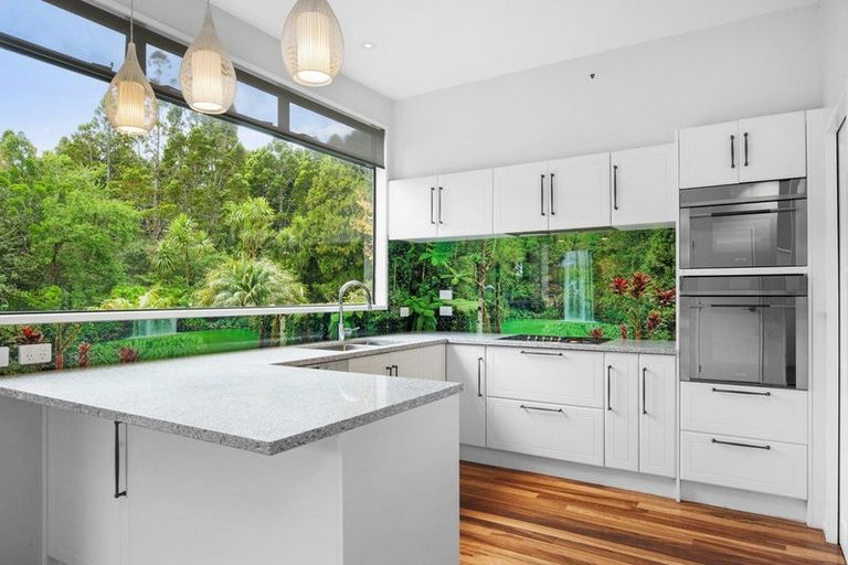 Photo of property in 429 Kiwitahi Road, Helensville, 0875