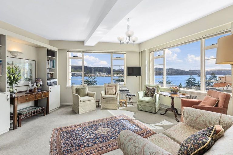 Photo of property in Wharenui Apartments, 274 Oriental Parade, Oriental Bay, Wellington, 6011