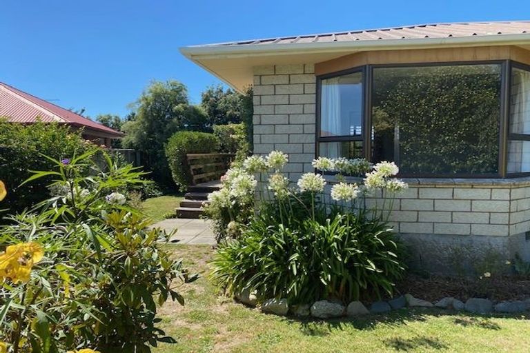 Photo of property in 6 Bankview Place, Amberley, 7410