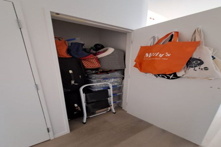 Photo of property in 201/36c Greenslade Crescent, Northcote, Auckland, 0627