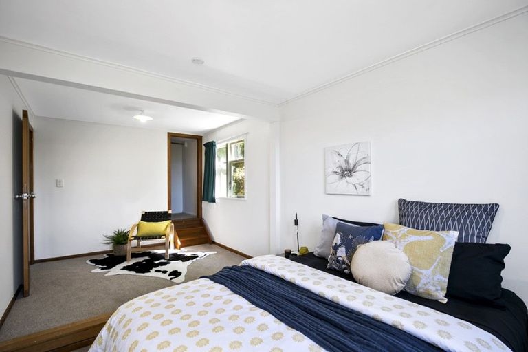 Photo of property in 19 Zetland Street, Highbury, Wellington, 6012