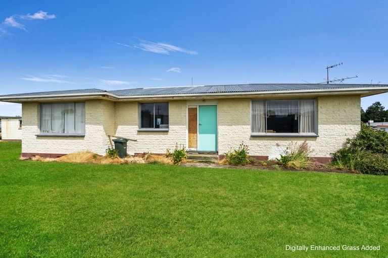 Photo of property in 2 Paisley Street, Kew, Invercargill, 9812
