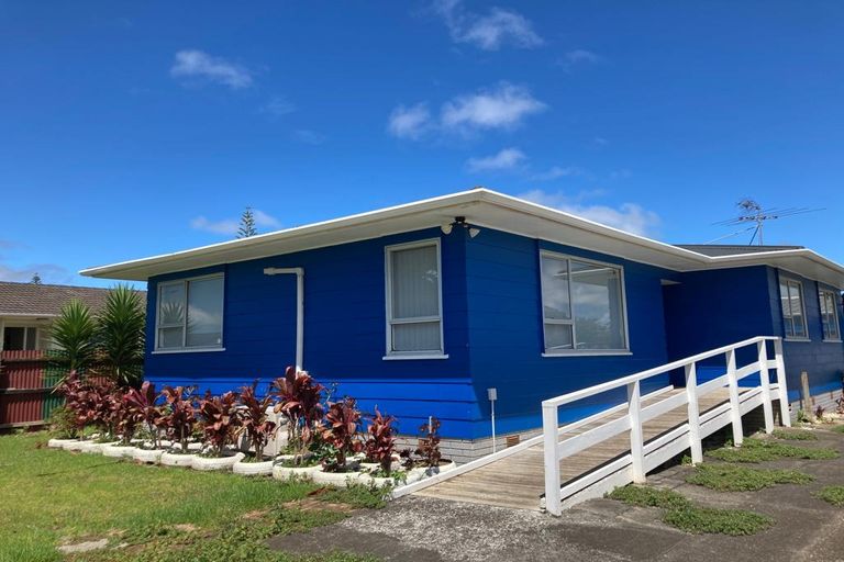 Photo of property in 27 Arbor Close, Manurewa, Auckland, 2102