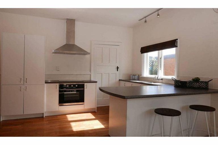 Photo of property in 8 Freyberg Avenue, Riccarton, Christchurch, 8011