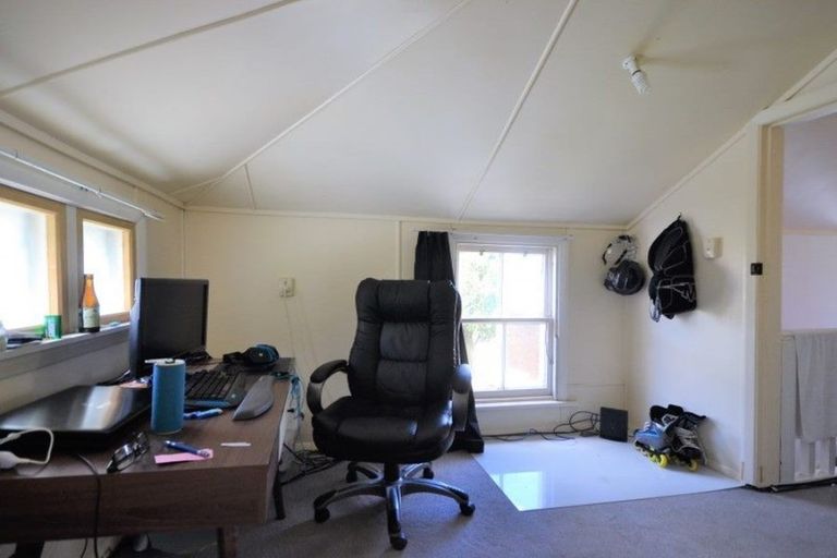 Photo of property in 141 Grant Road, Thorndon, Wellington, 6011