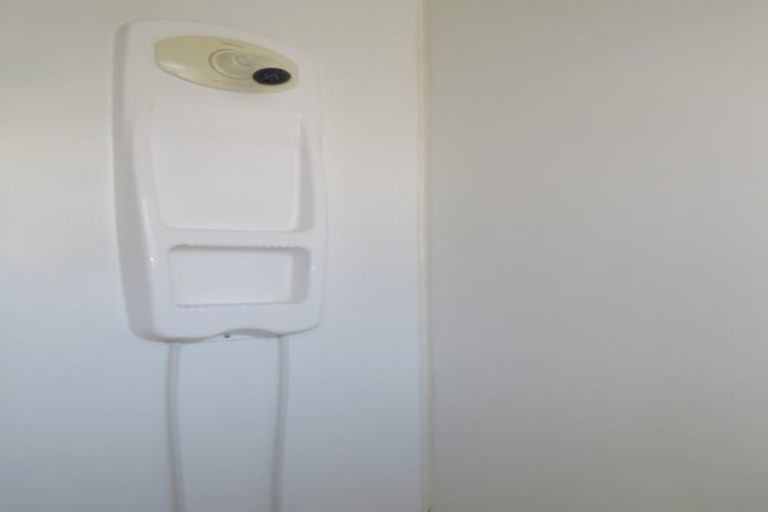 Photo of property in 14 Crampton Road, Reefton, 7830