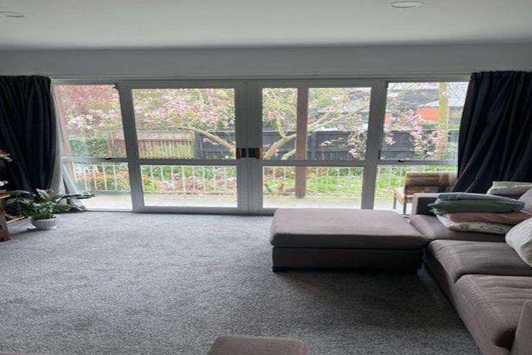 Photo of property in 71 Parkstone Avenue, Avonhead, Christchurch, 8042