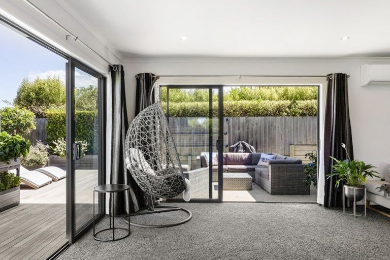 Photo of property in 32a Bath Street, Brighton, Dunedin, 9035