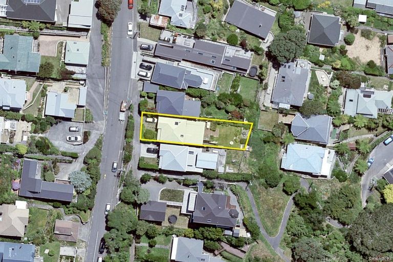 Photo of property in 55 Mitchell Street, Brooklyn, Wellington, 6021