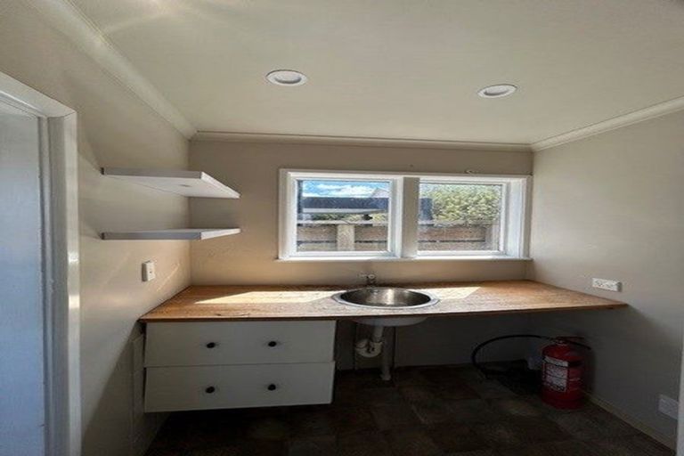 Photo of property in 219 Coutts Street, Rongotai, Wellington, 6022