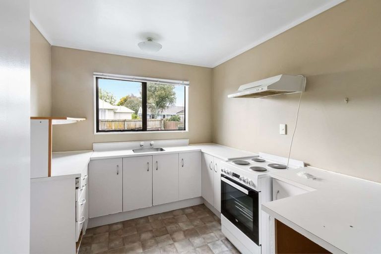 Photo of property in 18a Douglas Crescent, Fairfield, Hamilton, 3214