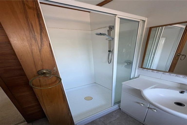 Photo of property in 4a Glendhu Road, Bayview, Auckland, 0629