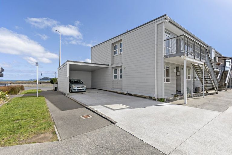 Photo of property in 1 Aurora Street, Petone, Lower Hutt, 5012