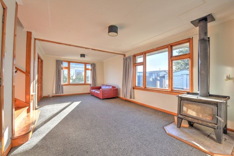 Photo of property in 6 Ontario Street, East Gore, Gore, 9710