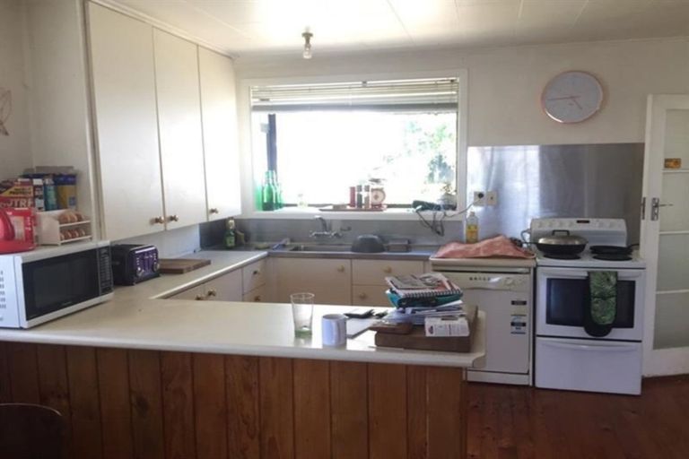 Photo of property in 9 Ennis Avenue, Pakuranga Heights, Auckland, 2010