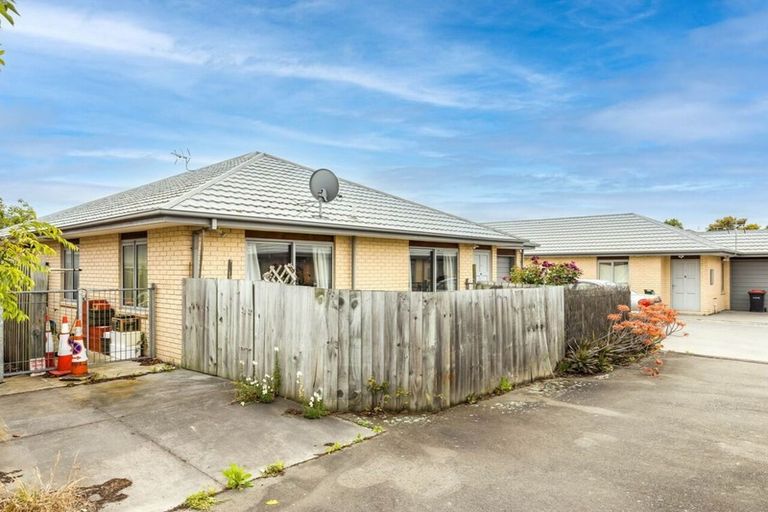 Photo of property in 13/10 Collins Street, Addington, Christchurch, 8024