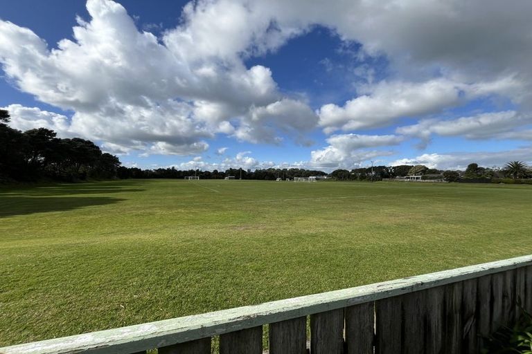 Photo of property in 2/31 Fitzroy Road, Fitzroy, New Plymouth, 4312