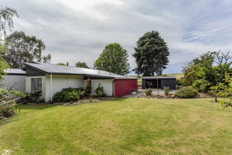 Photo of property in 379 Pyramid Valley Road, Pyramid Valley, Waikari, 7491