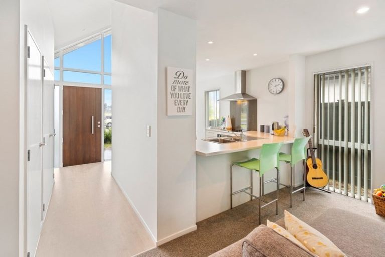 Photo of property in 39 Battalion Drive, Papakura, 2110