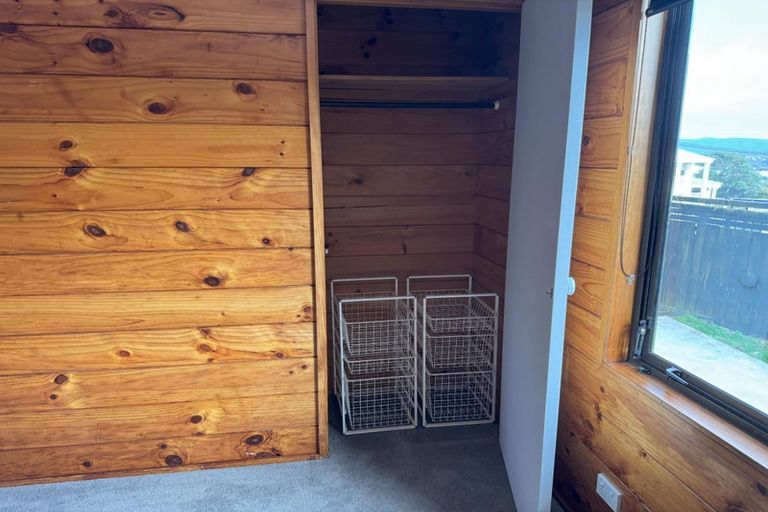 Photo of property in 49 Norcross Avenue, Henderson, Auckland, 0612