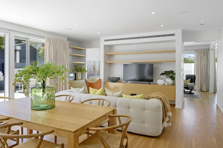 Photo of property in 74b Clyde Road, Ilam, Christchurch, 8041