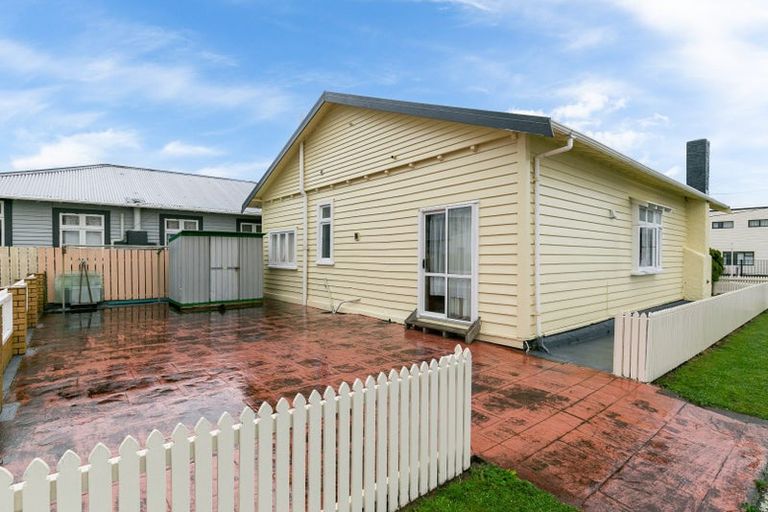 Photo of property in 71 Kauri Street, Miramar, Wellington, 6022