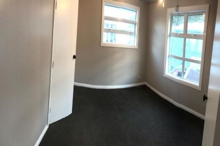 Photo of property in 33a Kotuku Street, Elsdon, Porirua, 5022