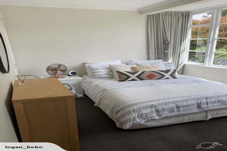 Photo of property in 19a Ranui Terrace, Tawa, Wellington, 5028