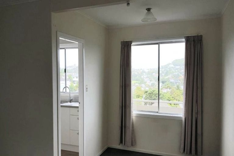 Photo of property in 9 Kau Kau Way, Ngaio, Wellington, 6035