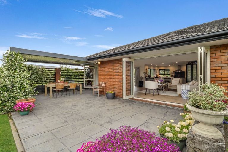 Photo of property in 20 Teviotview Place, Amberley, 7410