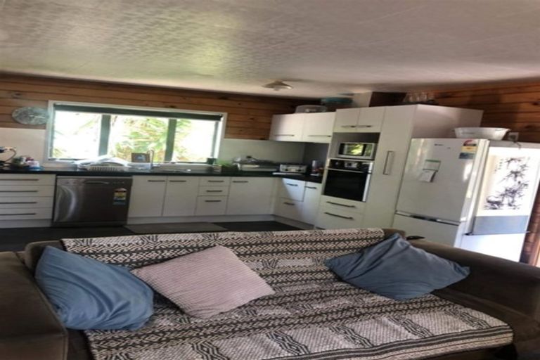 Photo of property in 2/53 Hellyers Street, Birkdale, Auckland, 0626