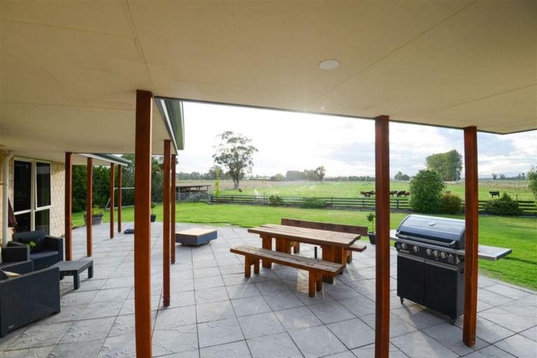 Photo of property in 609 Arowhenua Road, Kerrytown, Timaru, 7975
