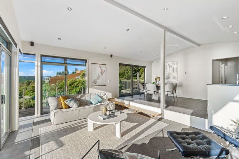 Photo of property in 42 Waitea Road, Muriwai, Waimauku, 0881