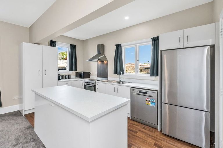 Photo of property in 15 Fulham Street, Islington, Christchurch, 8042