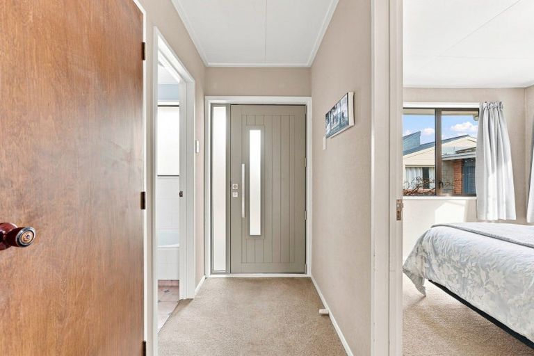 Photo of property in 8b Mure Street, Mosgiel, 9024