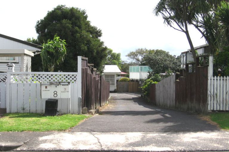 Photo of property in 1/8 Ozich Avenue, Te Atatu South, Auckland, 0610