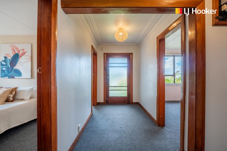 Photo of property in 50 Waldron Crescent, Green Island, Dunedin, 9018