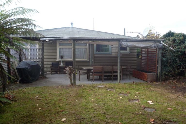 Photo of property in 9 Moyna Avenue, Dallington, Christchurch, 8061