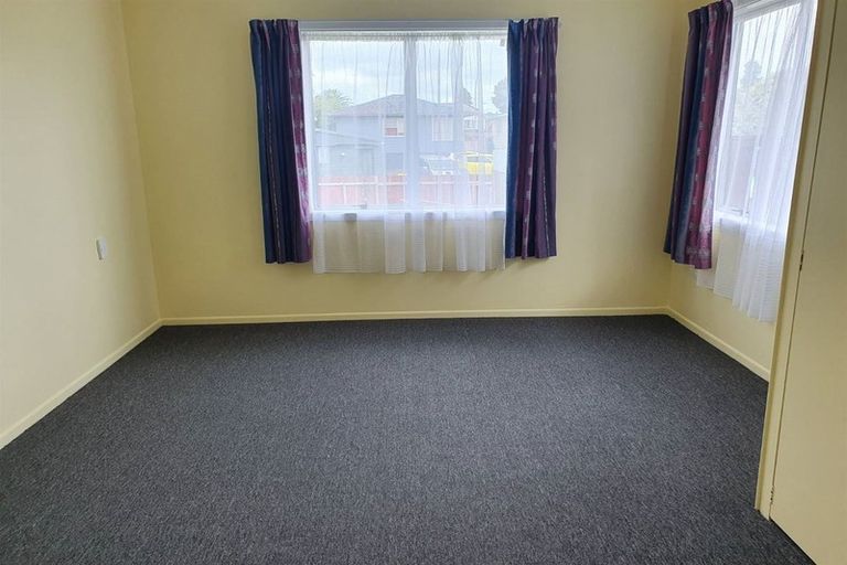 Photo of property in 36 Mckean Avenue, Manurewa, Auckland, 2102