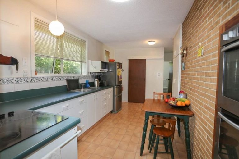 Photo of property in 2/65 Whitby Street, Burnside, Christchurch, 8053