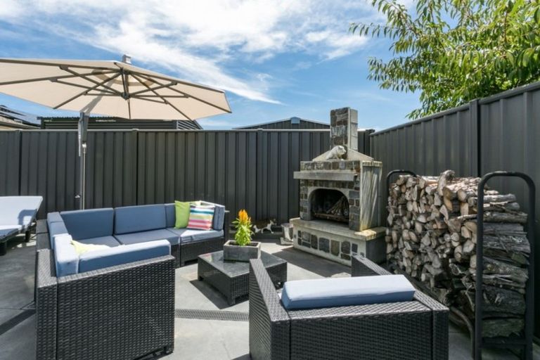 Photo of property in 14 Greenlea Place, Frimley, Hastings, 4120