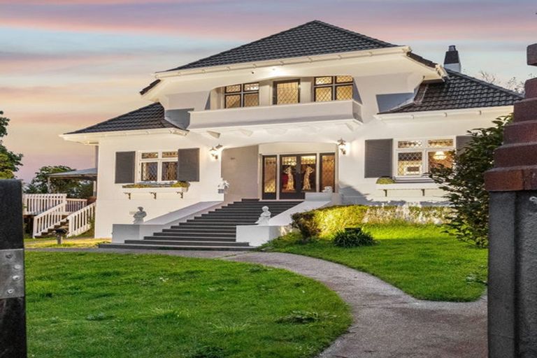 Photo of property in 6 Peverill Crescent, Papatoetoe, Auckland, 2025