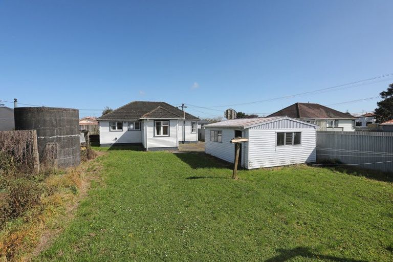 Photo of property in 7 Gladstone Street, Foxton, 4814