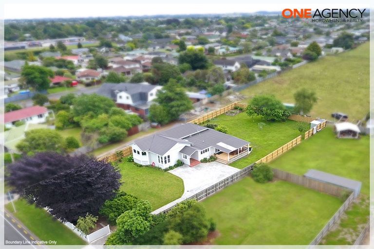 Photo of property in 35 Fairfield Road, Levin, 5510