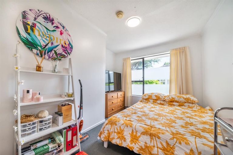 Photo of property in 4 Davis Crescent, Elderslea, Upper Hutt, 5018