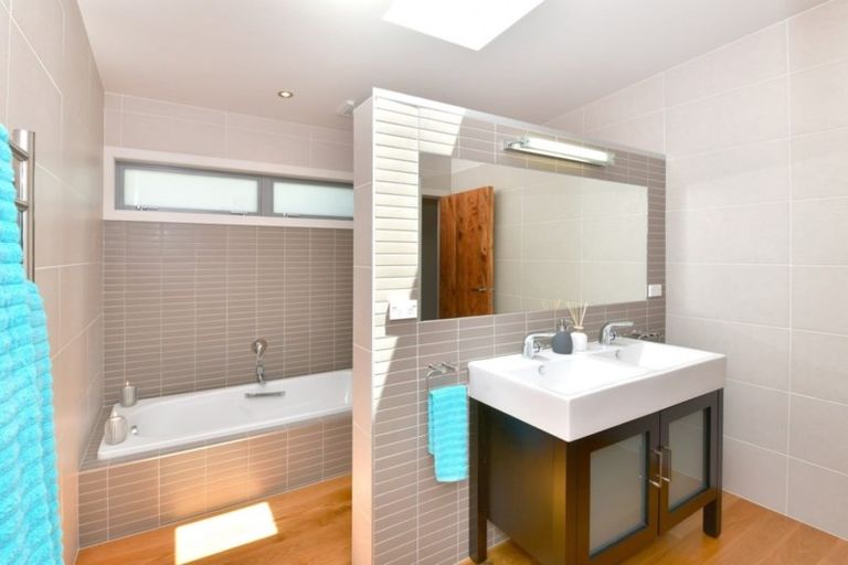 Photo of property in 118 The Circle, Manly, Whangaparaoa, 0930