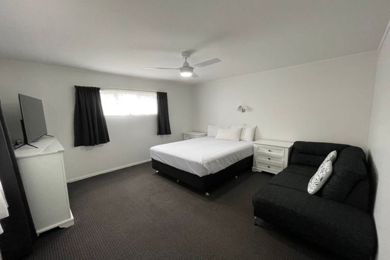 Photo of property in 8a Mary Grace Place, Blenheim, 7201