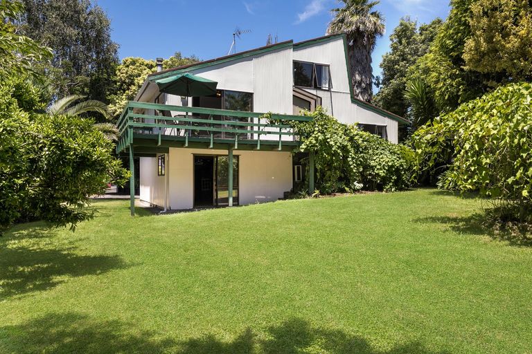 Photo of property in 10 Prestwick Place, Wattle Downs, Auckland, 2103